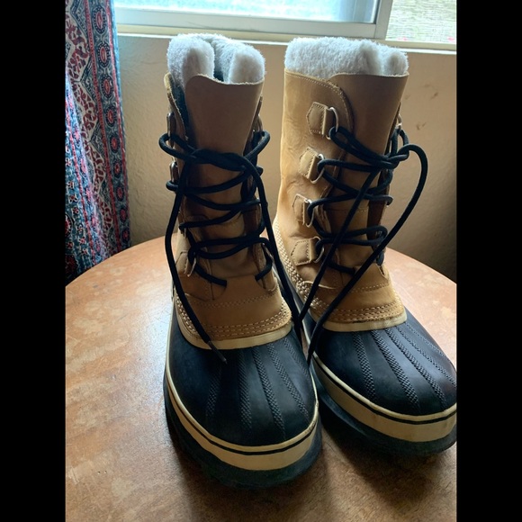 Sorel Men’s Caribou Boot Size 7 Men/8-9 Women - Picture 8 of 10